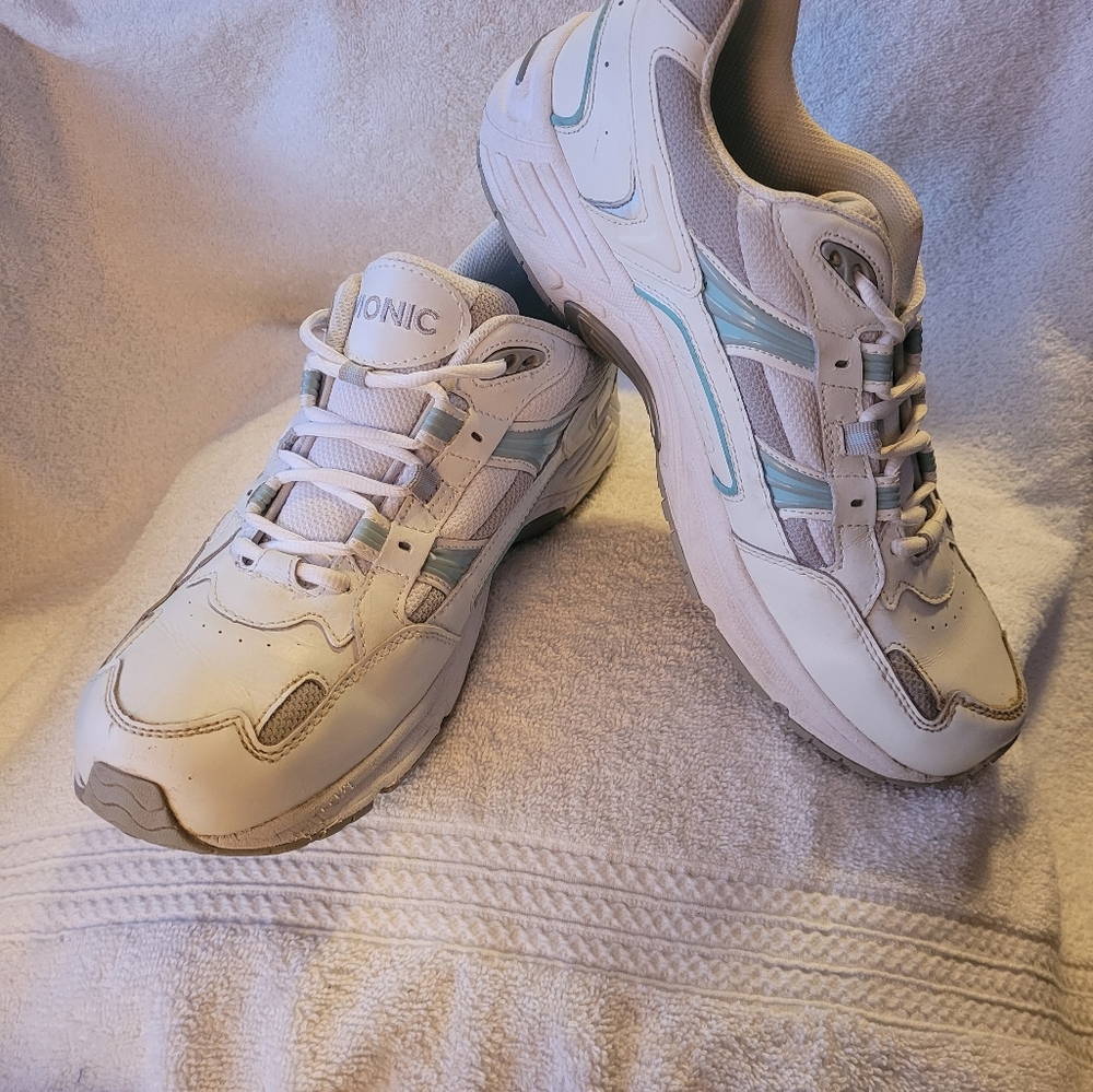 Vionic Womens Walker Athletic Tennis Walking Shoe Sz 11 White & Blue Pre-Owned